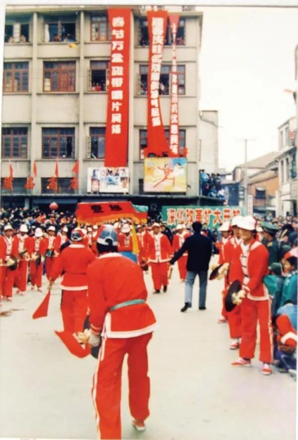 莆田市新兴车鼓队风采展现